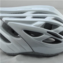 厂家强力推荐2013年最新款最时尚骑行头盔专利产品100%原图拍摄