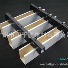 厂家热销u槽铝方通天花专业铝天花