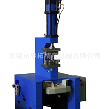 标准压铆设备