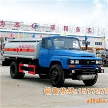 东风140油罐车3-40吨加油车厂家直销运油车