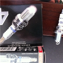 供应JNDA黄钛红精品火花塞