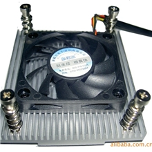 散热器厂提供品种齐全，物美价廉散热器尺寸可定制