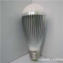 2012最新LED球泡灯-7W-E27铝质材料