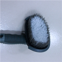 汽车轮胎刷圆弧形软柄防滑防冻设计多功能可家用