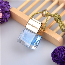 汽车香水车用挂饰香水水立方挂件香薰车载香水二代批发价