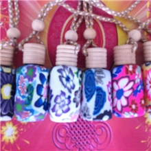 厂家直销彩色汽车软陶挂件精油挂件汽车高档挂件汽车装饰批发