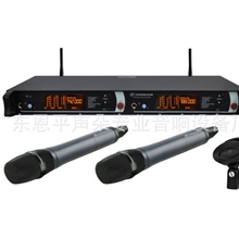 性能优秀的双手持无线话筒EM2052，带双可调监听输出，G3话筒