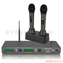 生产豪华装专业带充电式UHF一拖二金属手持无线麦克风