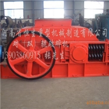 河南大型双光辊破碎机||一米成八百对辊破碎机||对辊破碎机