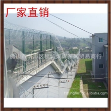 佛山厂家直销包胶框架护栏网监狱护栏网浸塑围墙防护网