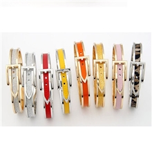 韩版时尚优雅大方精美皮带扣女士磨砂手镯时尚手链批发