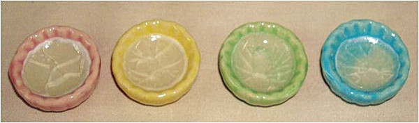 供应家居饰品、礼品，圆形香座、瓷座、瓷碟，