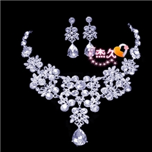 韩式新娘项链批发韩国水钻曲线美新娘项链饰品三件套婚庆饰品