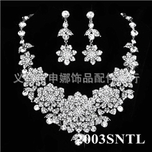 2013厂家直销时尚项链新颖水钻套链欧美流行批发新娘饰品2003新款