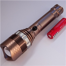 T6强光手电筒1节或2节18650锂电池两用机械旋转变焦直充电手电筒