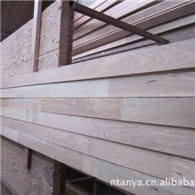 南通订做实木家具，实木衣柜，实木橱柜。真材实料，欢迎垂询。