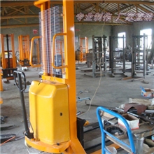 【春泰】专业制作升高3米载重1.5吨半电动升高车