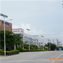 太阳能风能路灯风光互补LED路灯太阳能路灯太阳能板组件安装厂家