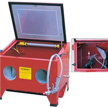 专业供应小型喷砂机（厂家直销，欢迎来电咨询）