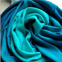 CO232元/块蓝色渐变数码印花40支布料/人造棉