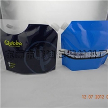 5KG化工液体包装袋自立吸嘴袋