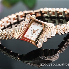 厂家供应新款时尚休闲女士水钻手链手表送礼佳品142346