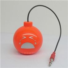 创意炸弹插卡音箱，多种表情颜色音箱，便携式插卡充电音箱