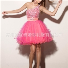 苏州外贸厂家批发供应网纱材质手工钉珠精品短礼服，新娘礼服定制