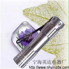 低价供应2012畅销款9LED手电筒，应急手电筒，送三节7号电池