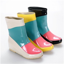 批发日韩风外贸糖果撞色雨鞋雨靴漆皮女士时尚橡胶水鞋秋冬款