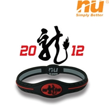 供应新款镂空能量手环金属防辐射能量手环能量硅胶平衡手环