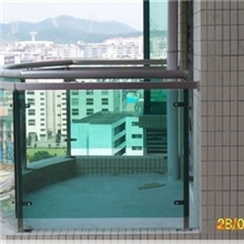 不锈钢玻璃阳台栏杆不锈钢工程工程玻璃