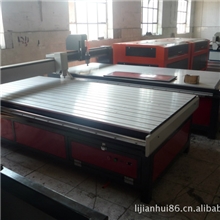 1325型滚珠丝杠广告雕刻机