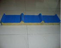 供应彩钢夹芯板瓦楞夹芯板彩钢岩棉板