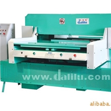 广东专业生产销售自动平行四柱裁断机