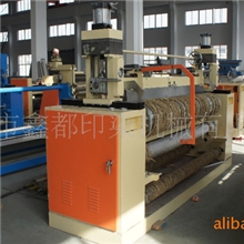 无锡鑫都机械专业生产透气膜拉膜机