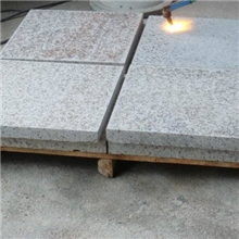 黄色花岗岩火烧板，园林广场黄钻金麻花岗岩板材