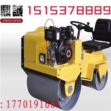 客户首选小型坐驾式振动压路机