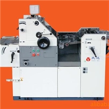 TD47(两墨一水胶印机)