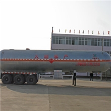供应液化气体运输半挂车罐式异丁烷半挂车物美价廉lpg半挂车
