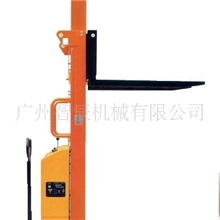 供应电动叉车电动堆高机，装卸货物的理想工具。