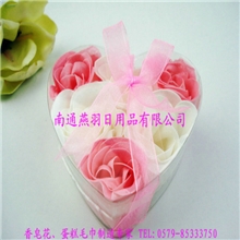 热销推荐婚庆创意回礼用品6朵心形搭白玫瑰香皂花肥皂花多色选
