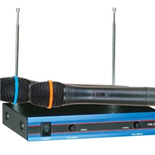 厂家专业生产有线V段无线麦克风国外热销话筒质量保证