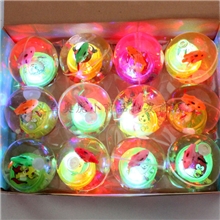 [地摊热卖]5.5CM带鱼水晶弹力球批发发光弹力球闪光弹力球