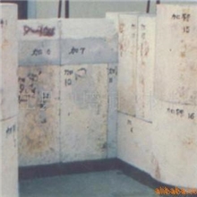 供应优质玻璃窑炉用---电熔锆刚玉砖