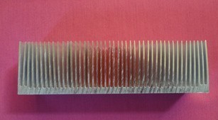 专业生产铝型材厂商直供优质电子散热器铝型材梳子型散热器