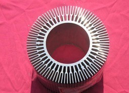 专业生产太阳花散热器，太阳花工业铝型材，工矿灯散热器