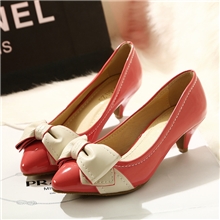2013-1百搭新品韩风来袭时尚漆皮蝴蝶结耐磨牛筋底低跟尖头女鞋