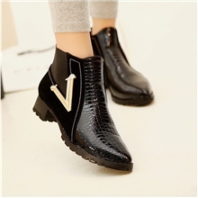 女鞋批发代发欧美潮流爆款低跟尖头短靴V字扣水钻女潮流靴子