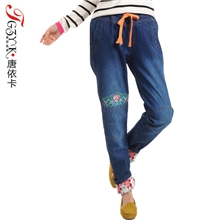 新款品牌宽松休闲百搭刺绣松紧牛仔裤女十三行批发免费加盟代理